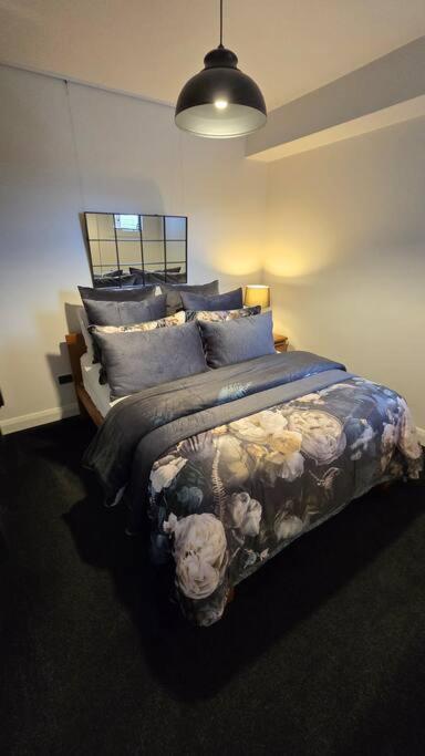 5 - Haddin Court - Modern Loft Style Apartment