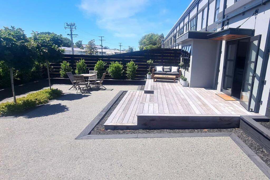 5 - Haddin Court - Modern Loft Style
